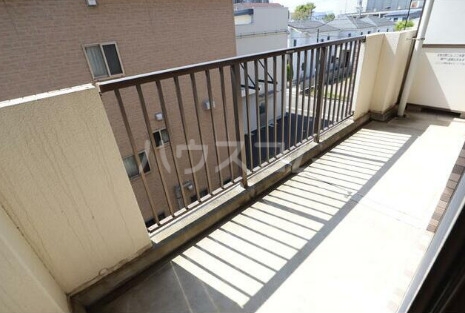 13/22 バルコニー