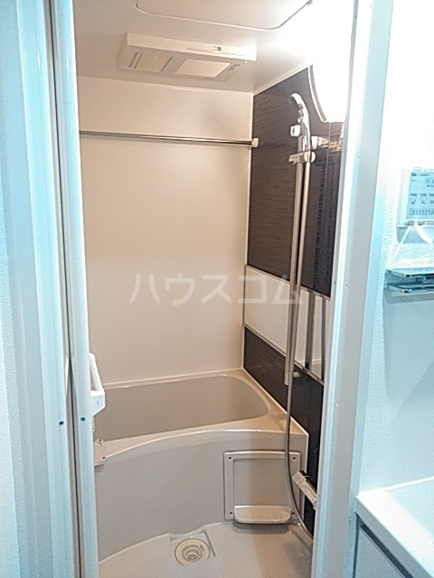 14/30 浴室