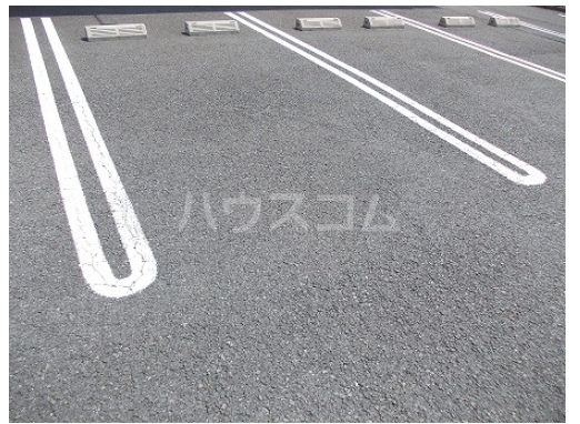 18/30 駐車場