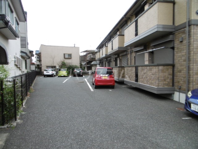 22/30 駐車場