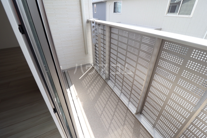 13/19 バルコニー