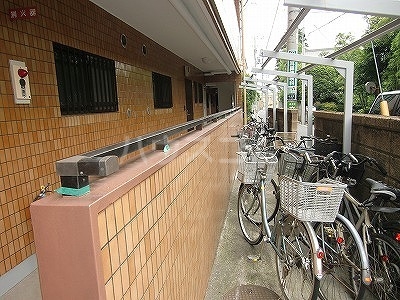 17/24 エントランス