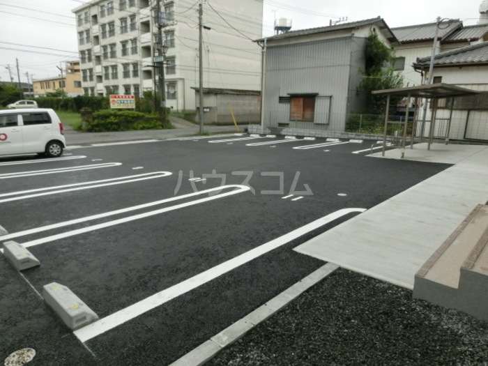 22/23 駐車場