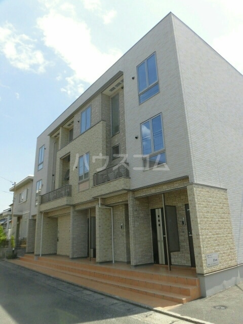 15/24 エントランス