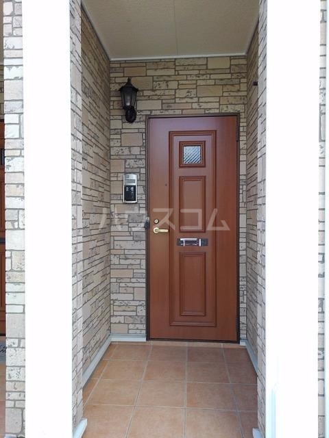 15/21 エントランス