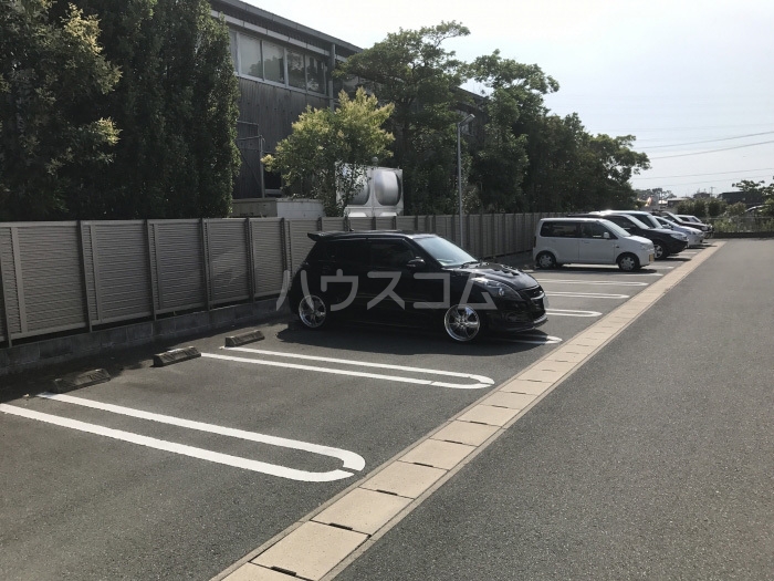 16/26 駐車場
