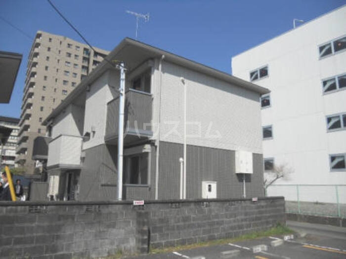 14/15 エントランス