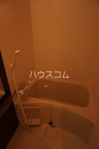 17/30 浴室