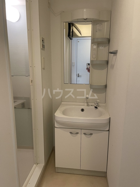 14/25 洗面