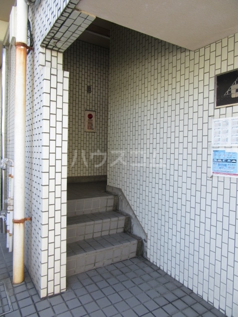 21/24 エントランス