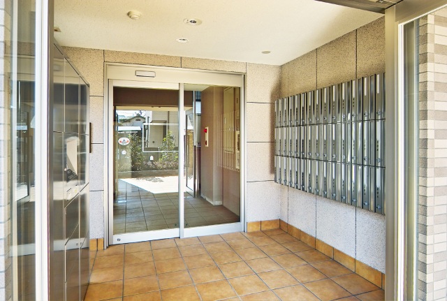 15/22 エントランス