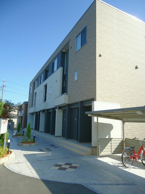 14/22 エントランス