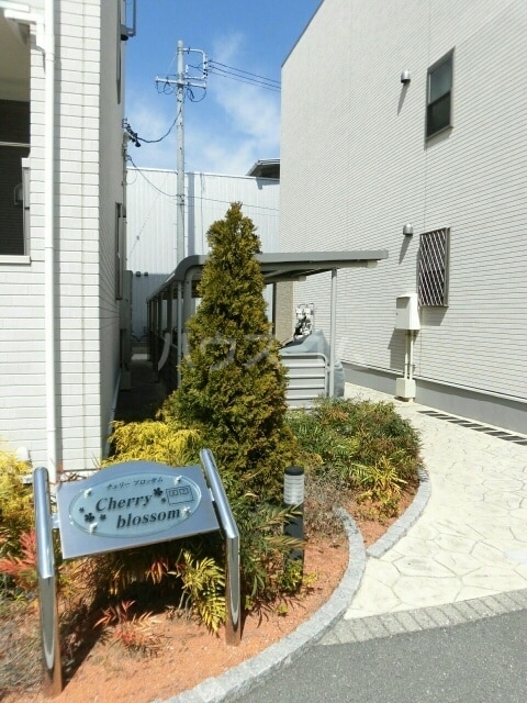 15/25 エントランス