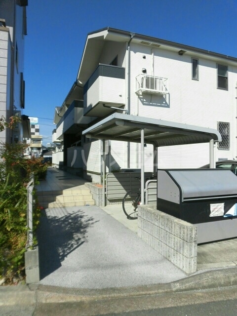 15/25 エントランス