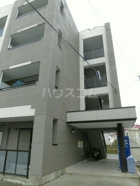 15/30 エントランス