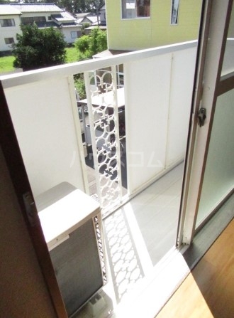 17/27 バルコニー