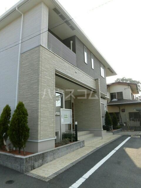 16/22 エントランス