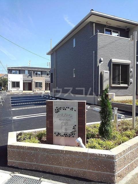 15/23 エントランス