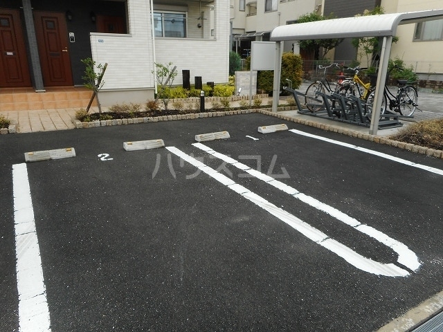14/30 駐車場