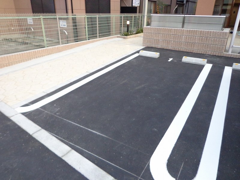 15/30 駐車場
