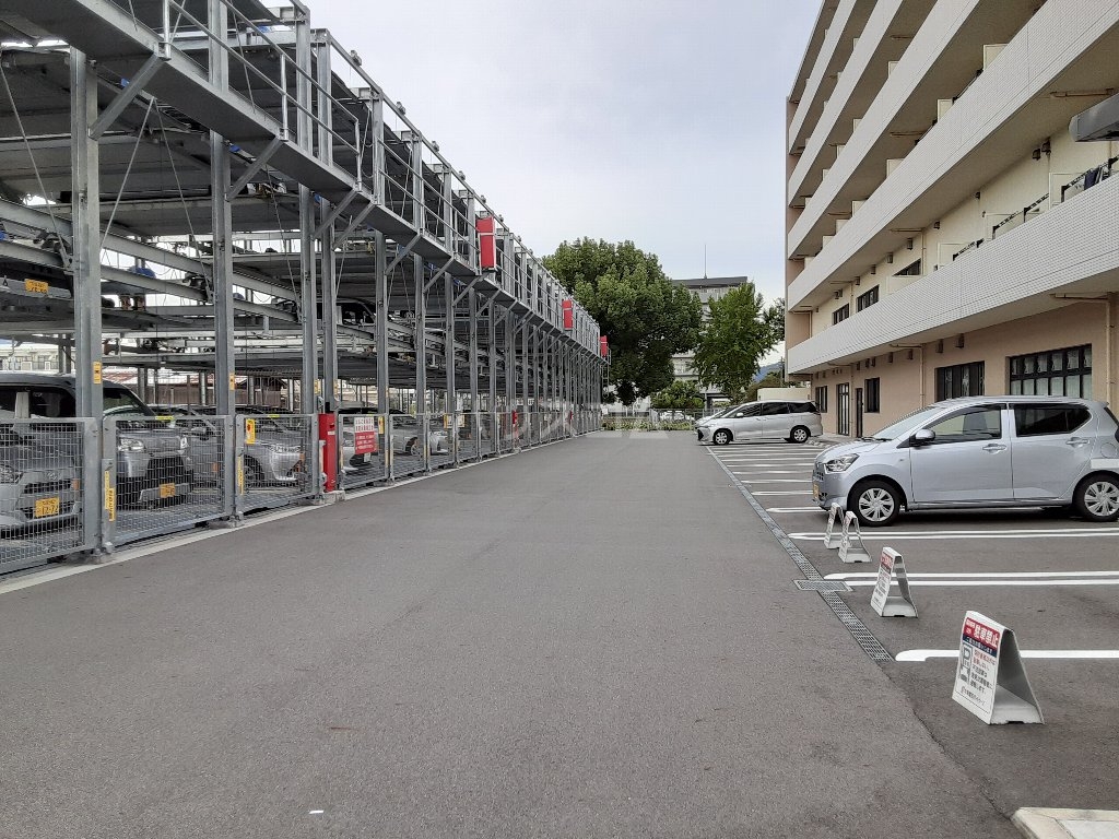 29/30 駐車場