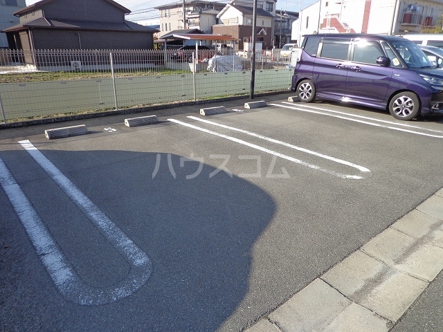 15/25 駐車場