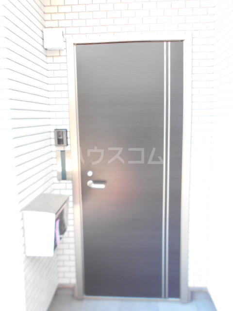 20/22 エントランス