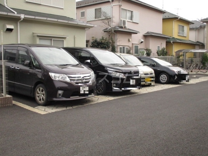 15/25 駐車場