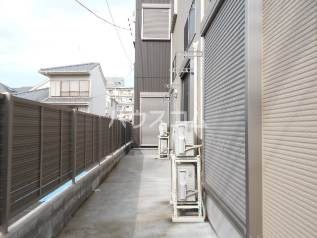 21/29 エントランス