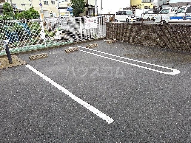 15/26 駐車場