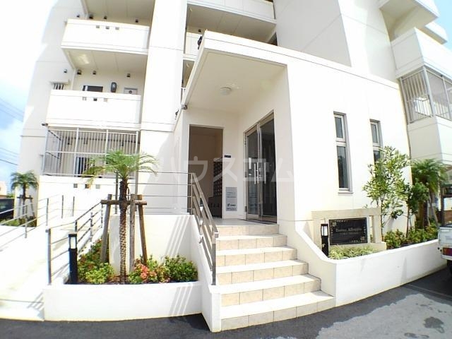 2/8 エントランス