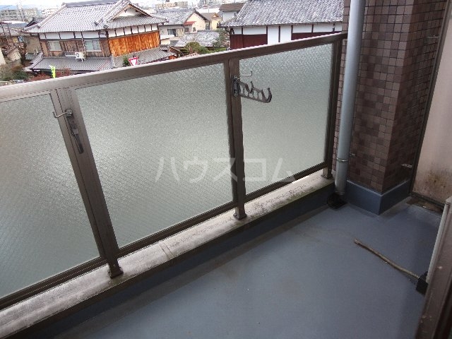 19/28 バルコニー
