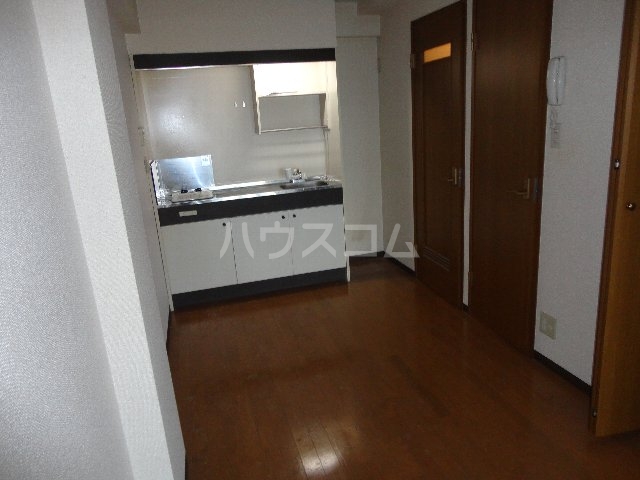 13/28 キッチン