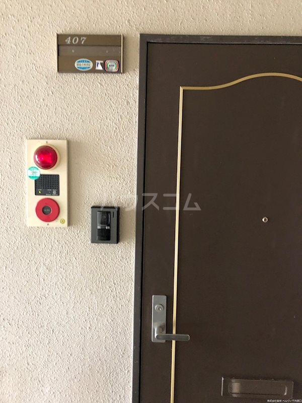 15/23 エントランス