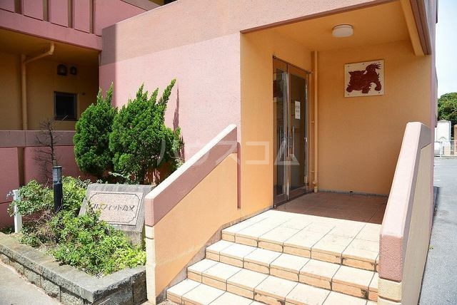 15/21 エントランス