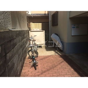18/26 駐車場