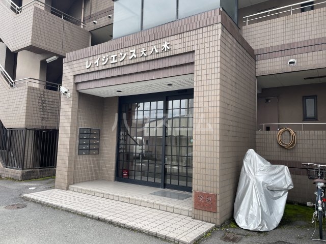 23/30 エントランス