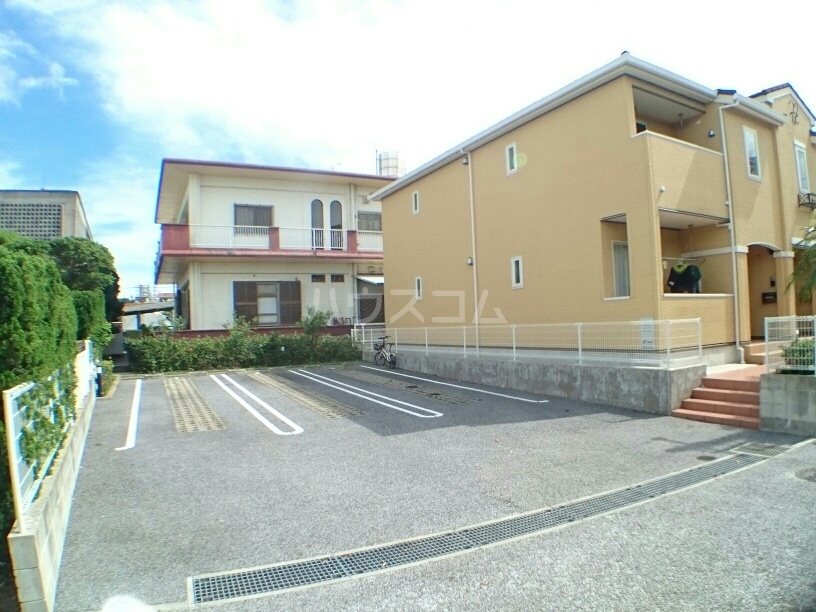 15/21 駐車場