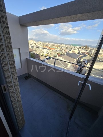 20/30 バルコニー