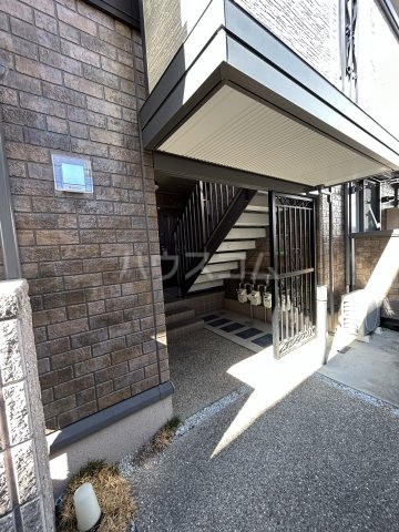 3/6 エントランス