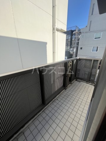 16/28 バルコニー