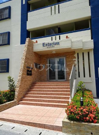 14/20 エントランス