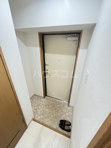 13/30 玄関