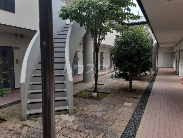 20/28 エントランス