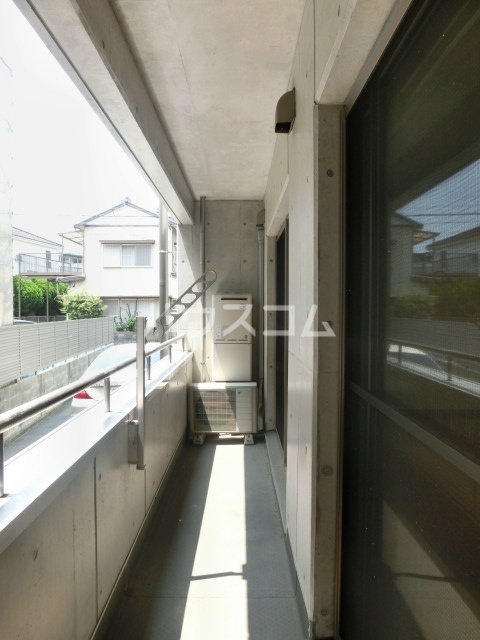15/28 バルコニー