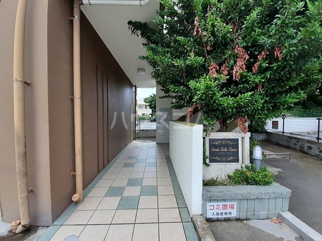 14/21 エントランス