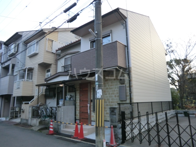 2/30 外観