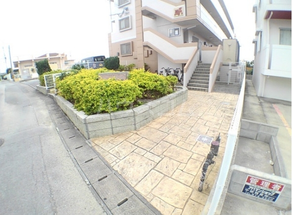 2/8 エントランス