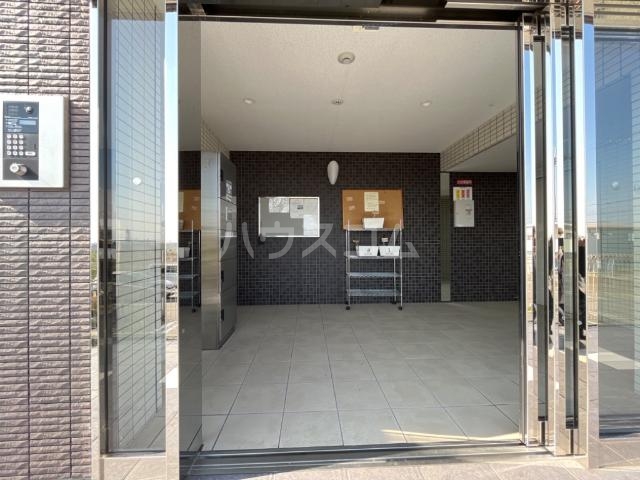 15/25 エントランス