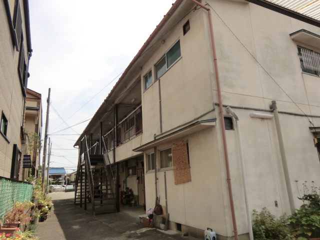 25/30 エントランス